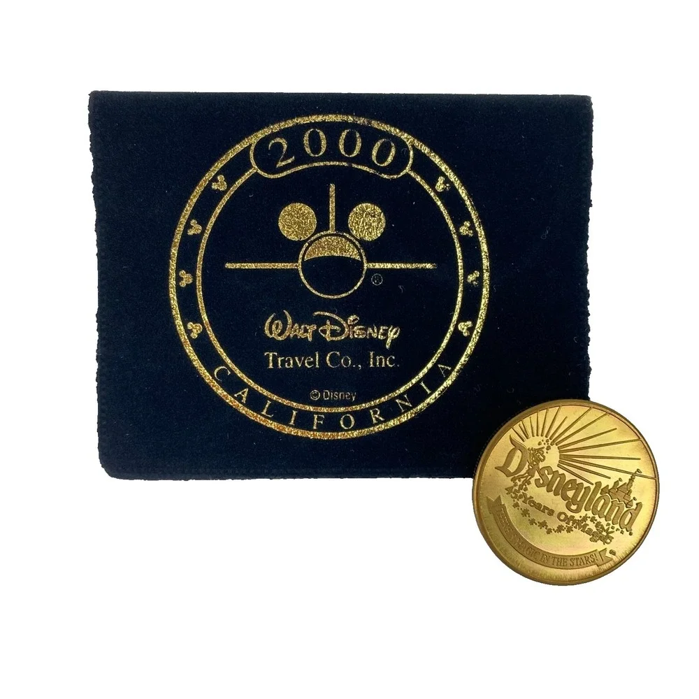 Disneyland  2000  Commemorative Coin 45 Years of Magic Walt Disney Travel Co